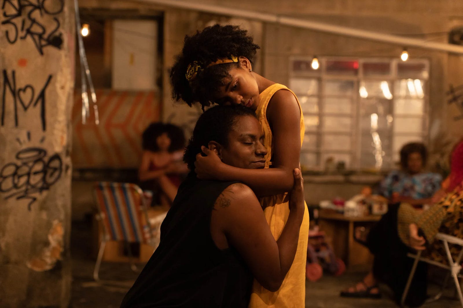 “A Melhor Mãe do Mundo”, de Anna Muylaert, retrata a força materna diante da violência cotidiana