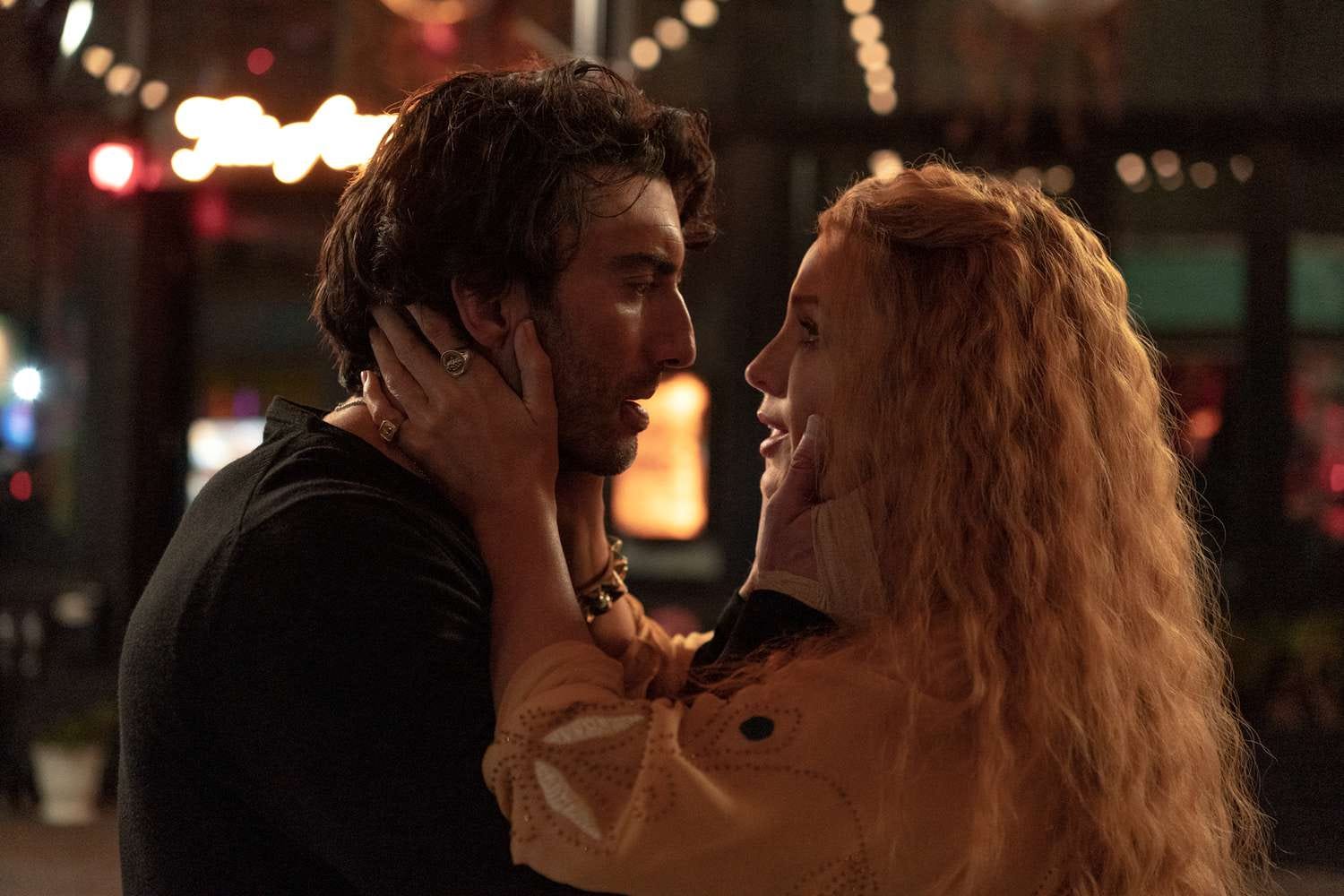 Apesar de clichês na direção de Justin Baldoni, ‘É Assim Que Acaba’ consegue transmitir a mensagem da obra original