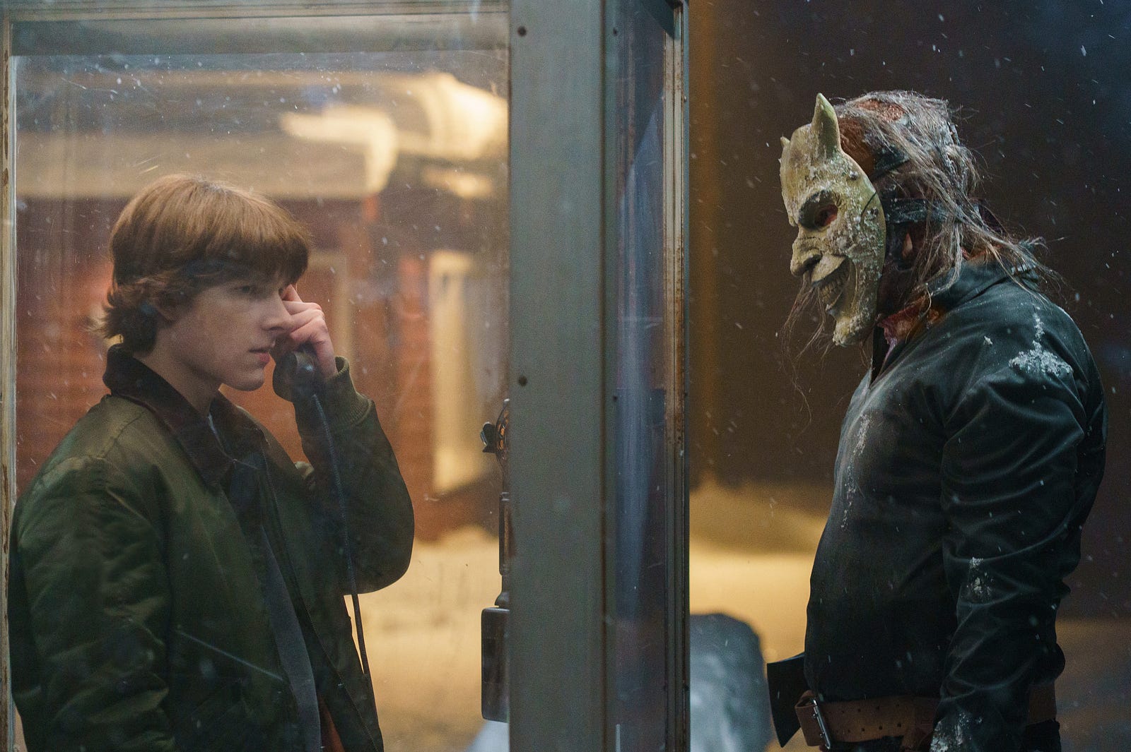 Contra todas as expectativas, “O Telefone Preto 2” de Scott Derrickson é uma sequência inesperada